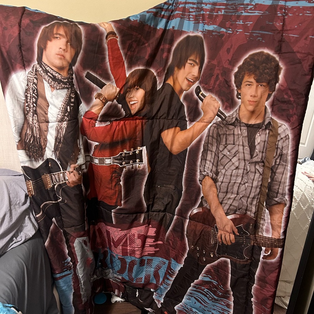 Disney Camp Rock Blanket - Red, Black, White